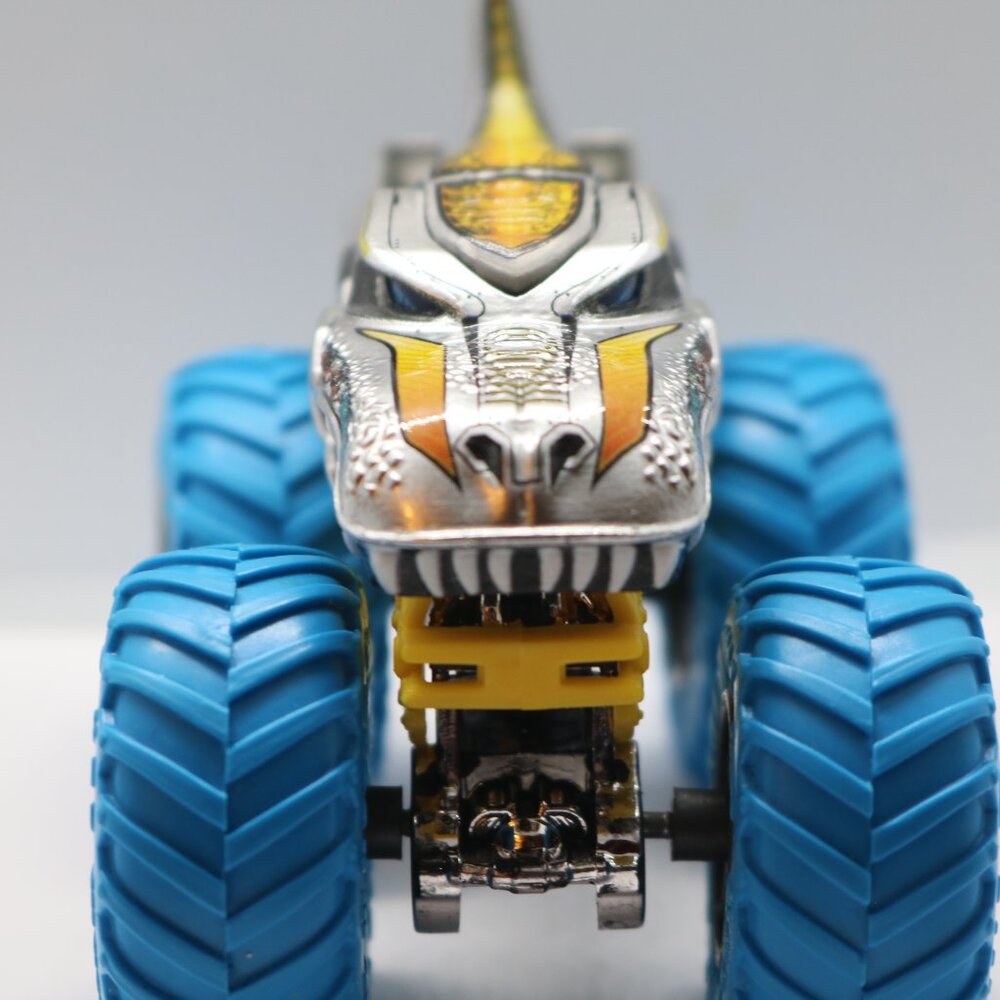Hot Wheels Monster Truck Mega-Wrex 1/64